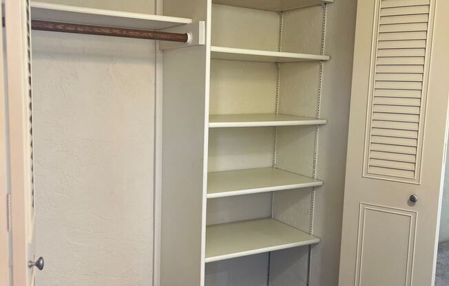 1 bed, 1 bath, 700 sqft, $1,445, Unit 0207