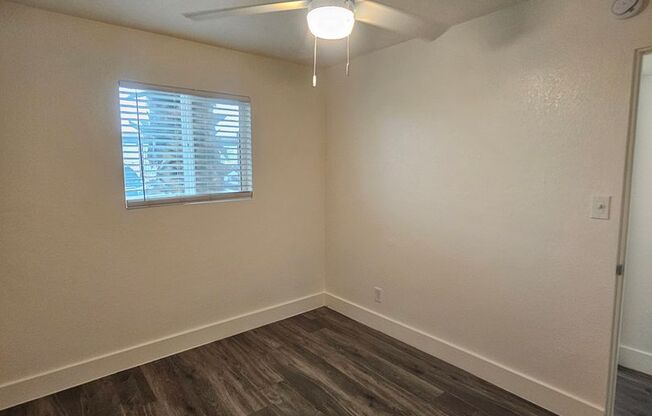 2 beds, 1 bath, 850 sqft, $1,295, Unit 03