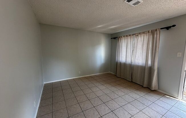 Samuelson Properties 2 (310 Craigmont Dr)
