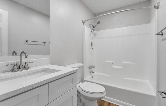 1 bed, 1 bath, 650 sqft, $1,299, Unit 2370-4