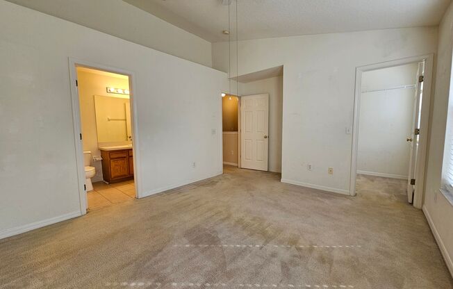 2 beds, 1.5 baths, $1,800