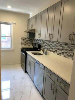 2 beds, 1 bath, 924 sqft, $2,500, Unit # UPPER