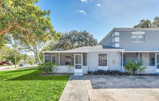 3/2 unit in Titusville ready for new tenants!