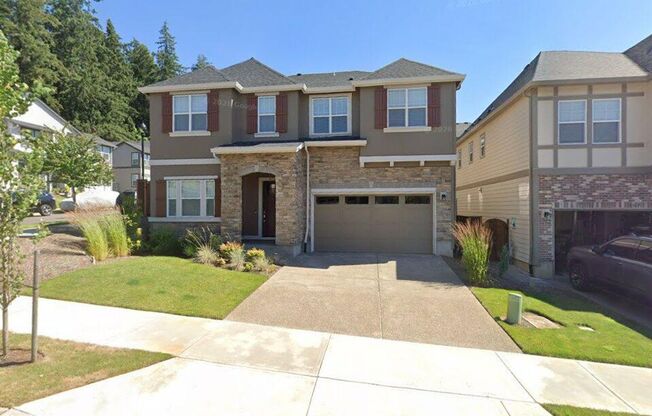 Newer Construction 5 Bedroom Home in East Ridge at River Terrace in Tigard