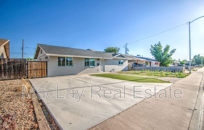 3729 W BUTLER DR