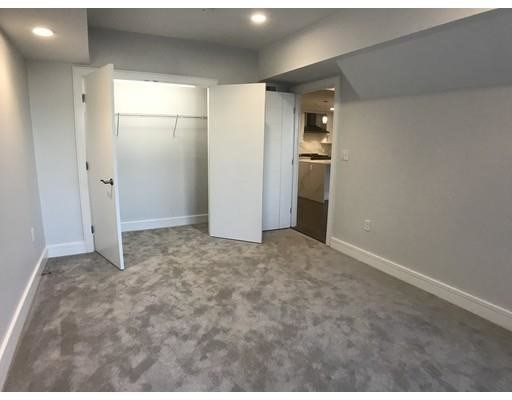 1 bed, 1 bath, 743 sqft, $3,200, Unit 402