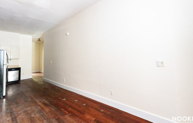 38 NOSTRAND AVE