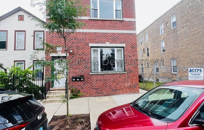 1512 W 17 ST