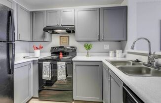 Homestead Apartments: Great location in Federal Way! Pool, Fitness Center, Playground