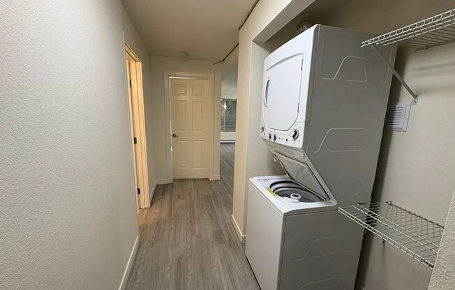 1 bed, 1 bath, 737 sqft, $2,351, Unit 202