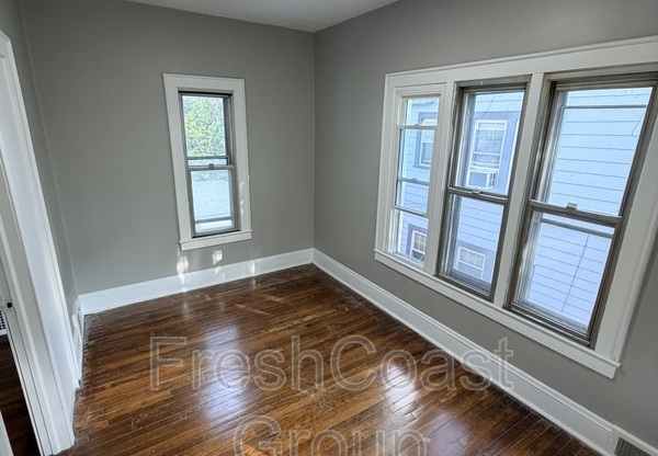 3359 SUTTON RD