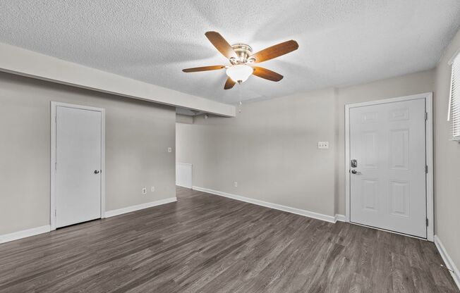 Updated Two Bedroom near Downtown Smithfield, Updated, Granite, Carport, Pet Friendly!