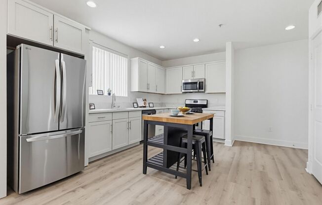 2 beds, 2 baths, 1,127 sqft, $3,550, Unit 105