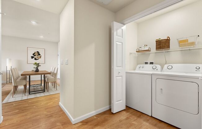 3 beds, 2 baths, 1,263 sqft, $1,930, Unit 243