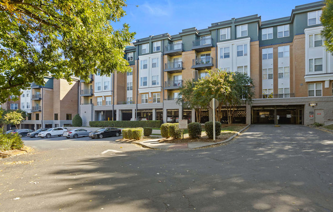 Flatiron West Trade Apartments exterior view of 4-story building