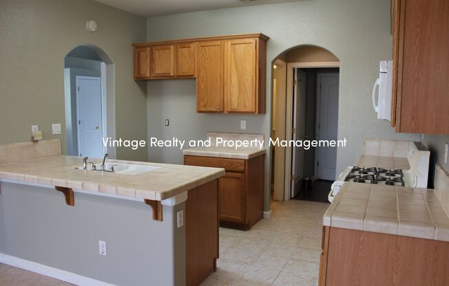 Available Now!! Big 4 Bedroom Home In A Gated Community!!!