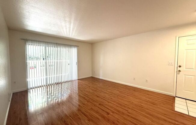 1900 Rio Canyon Ct #103