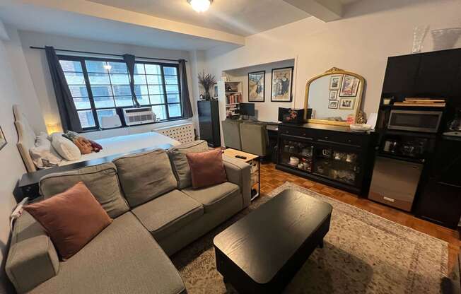 Studio, 1 bath, $3,025, Unit 612