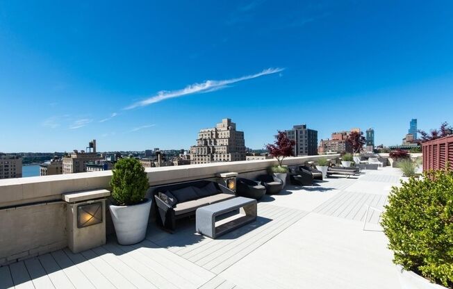Studio, 1 bath, $3,225, Unit 205