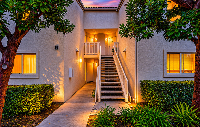 Gated Lake Forest Condo | Pool, Spa, Washer/Dryer & 3 Parking Spaces
