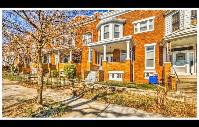 810 Brooks Lane