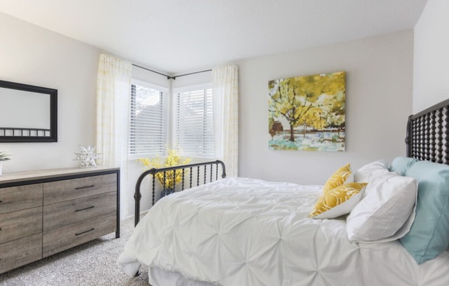 Modern Apartments for Rent in Wilsonville - Boulder Creek - Spacious Bedrooms with Natural Light