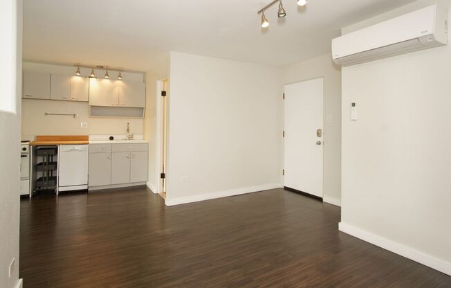 1 bed, 1 bath, $1,350, Unit #29