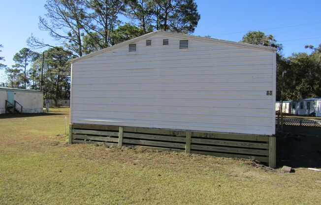 4 beds, 2 baths, $1,200, Unit Lot 88