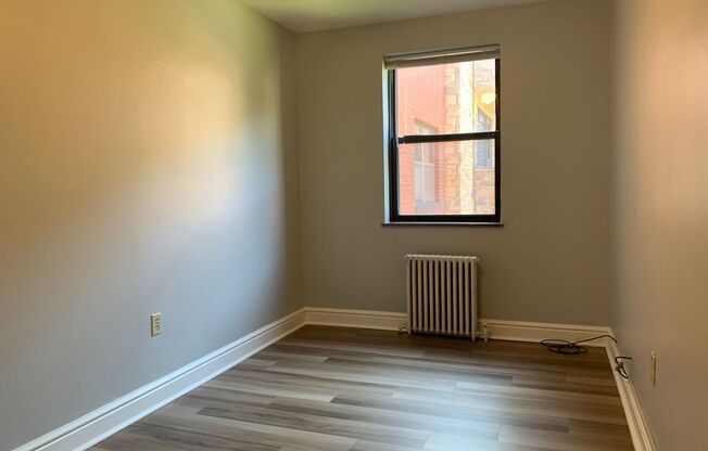 3 beds, 1 bath, 1,000 sqft, $2,380, Unit 6236 Fifth Ave. #200A