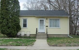 Updated 2 bedroom, 1 bath at 127 Quincy in Waterloo