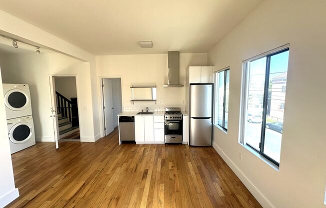 1 bed, 1 bath, 500 sqft, $1,800, Unit 06