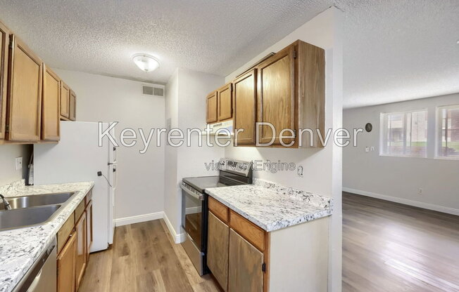 2 beds, 1 bath, 813 sqft, $1,189, Unit 6-301