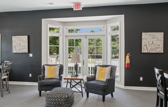 1 bed, 1 bath, 760 sqft, $1,180, Unit H114