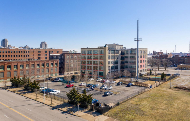 1 bed, 1 bath, 790 sqft, $1,100, Unit 212