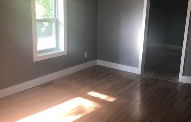 Cute 3 bedroom house in quiet neighborhood!