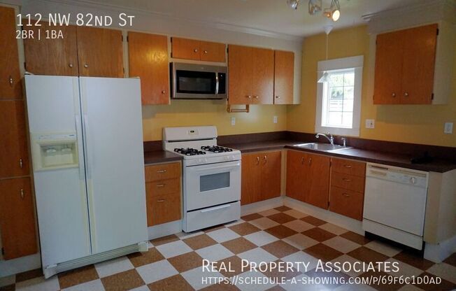 112 NW 82 ST