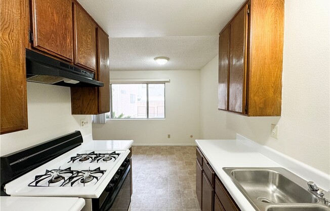 1 bed, 1 bath, 550 sqft, $1,650, Unit 3