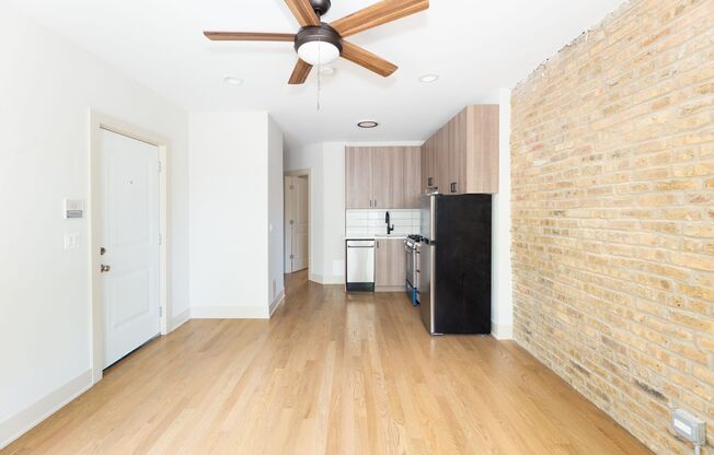 1 bed, 1 bath, 460 sqft, $1,950, Unit 4602-1E
