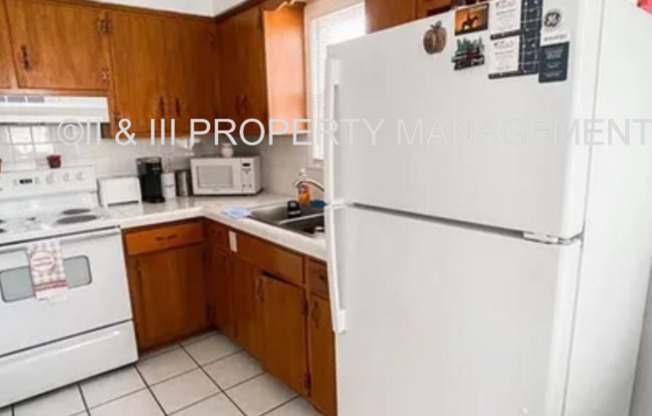 8433 LOWELL