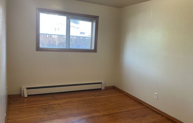 5824 W Beloit Rd