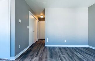 2 beds, 1 bath, 738 sqft, $2,395, Unit 3040-6