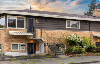 Loyal Heights Apartments