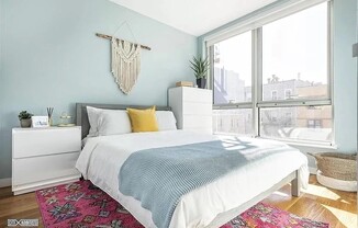 1 bed, 1 bath, $4,350, Unit 525