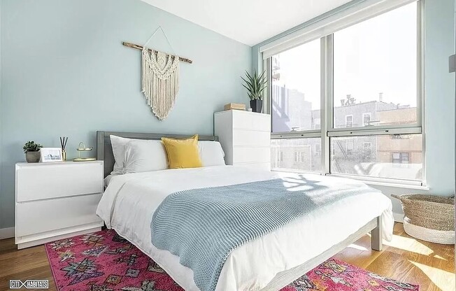 1 bed, 1 bath, $4,350, Unit 525