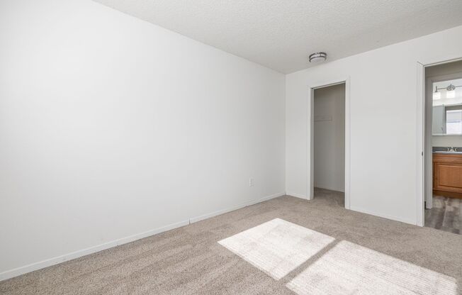 3 beds, 2 baths, 1,237 sqft, $1,650, Unit A201