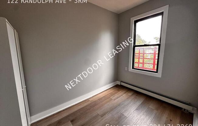 122 Randolph ave 2R