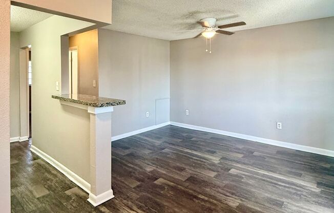 1 bed, 1 bath, 600 sqft, $1,049, Unit 3729-05