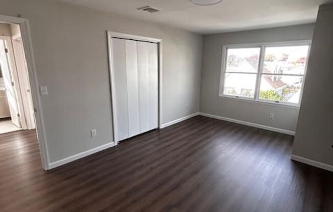 2 beds, 1 bath, 900 sqft, $2,350, Unit Unit 1