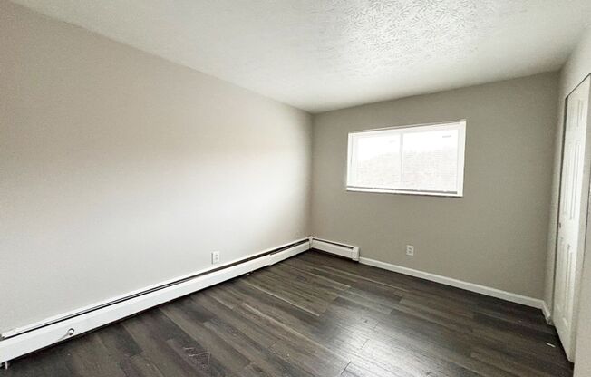 1 bed, 1 bath, 560 sqft, $825, Unit 725-30