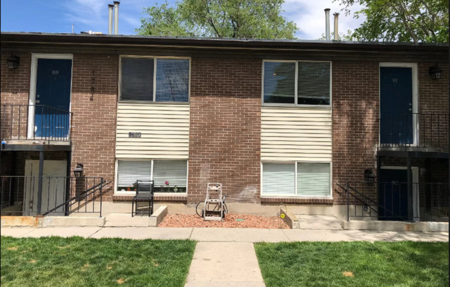 1784 W 400 N - 4 PLEX